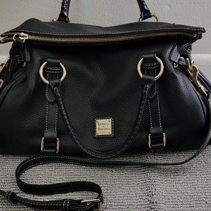 STUNNING Dooney & Bourke Satchel